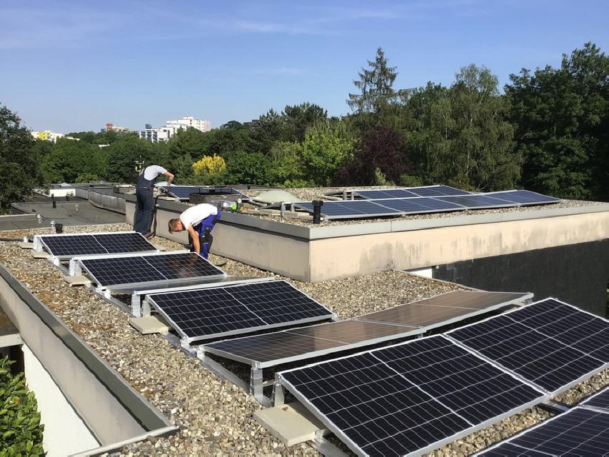 Photovoltaikanlage auf Flachdach Bochum 9,92 KWP 2020